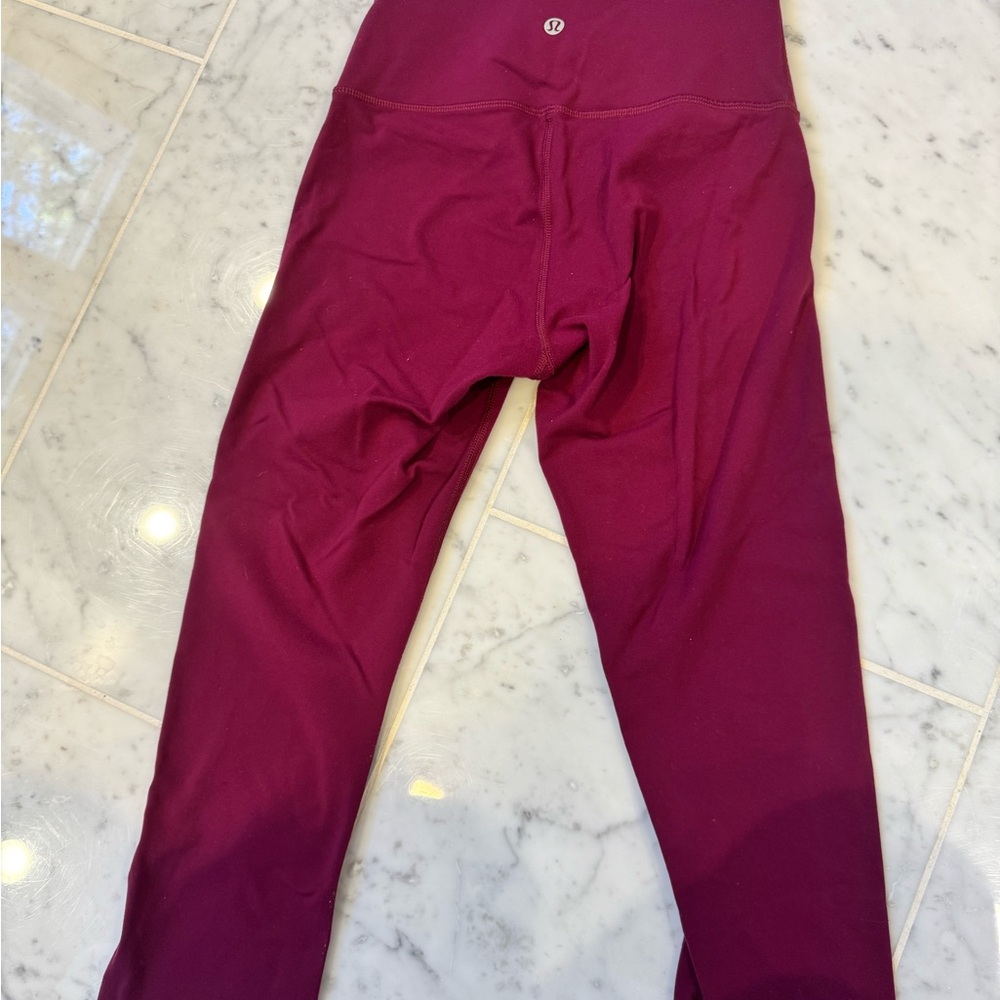 Lululemon Wonder Under size 4